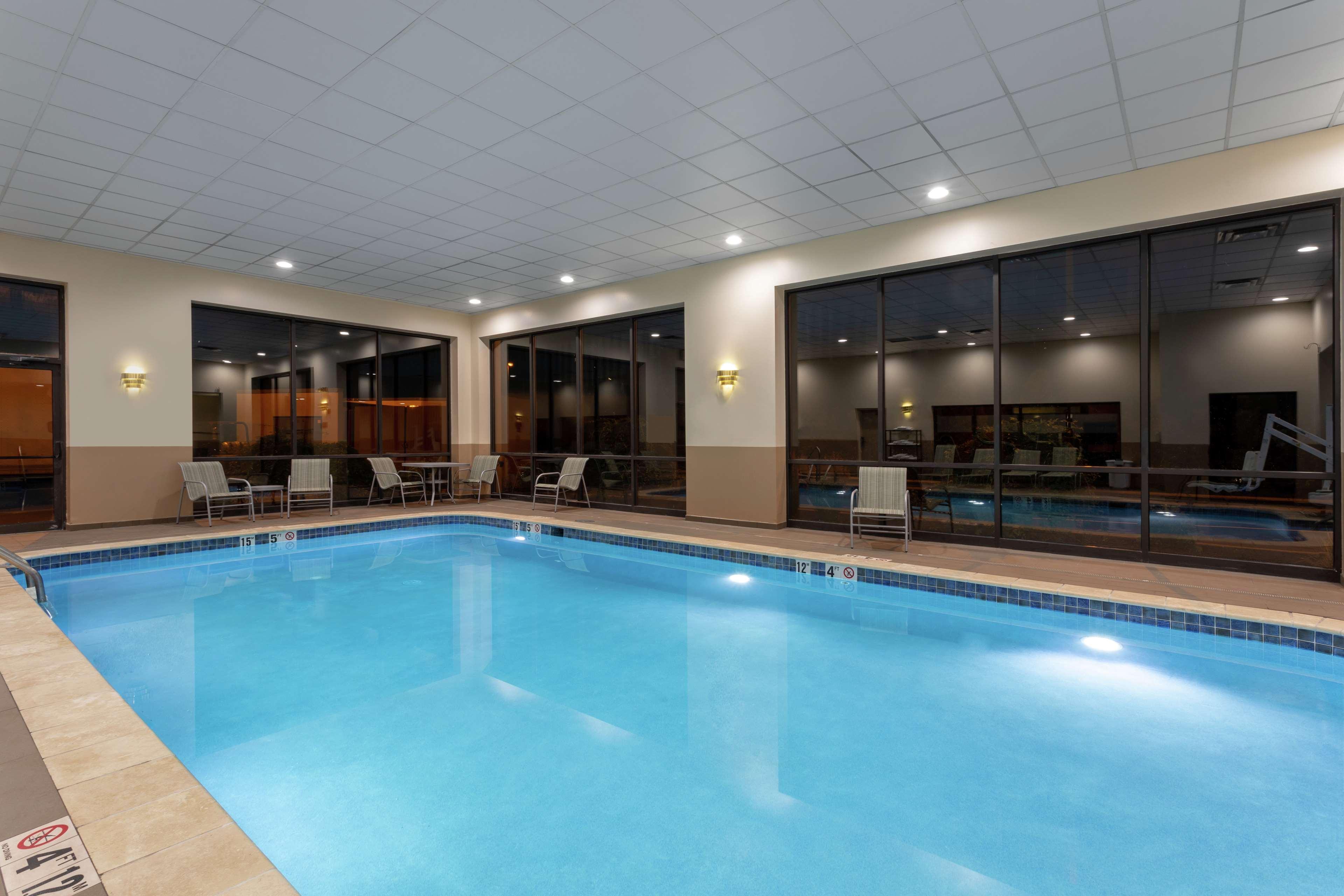 Hampton Inn Bedford Dış mekan fotoğraf
