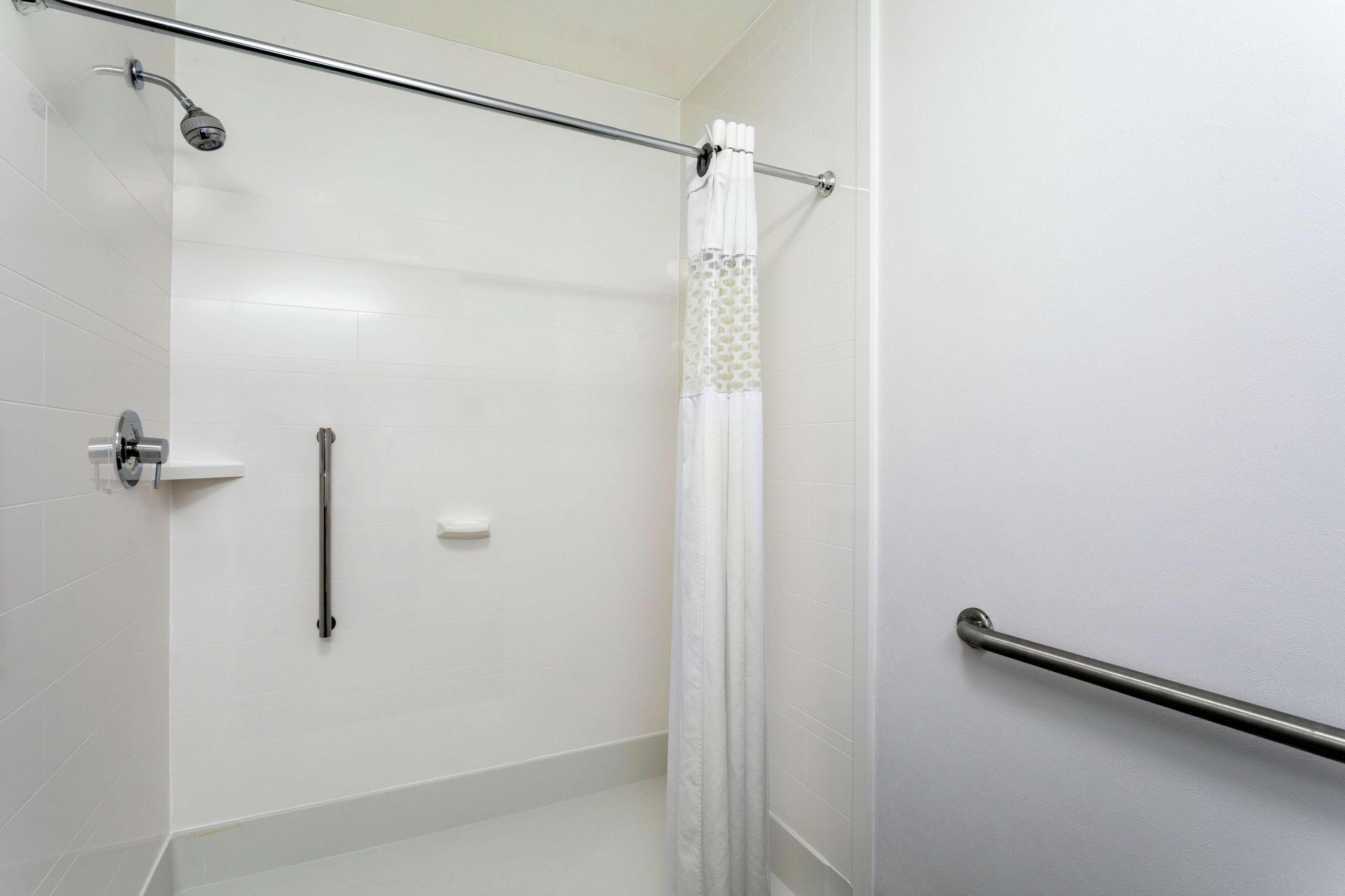Hampton Inn Bedford Dış mekan fotoğraf