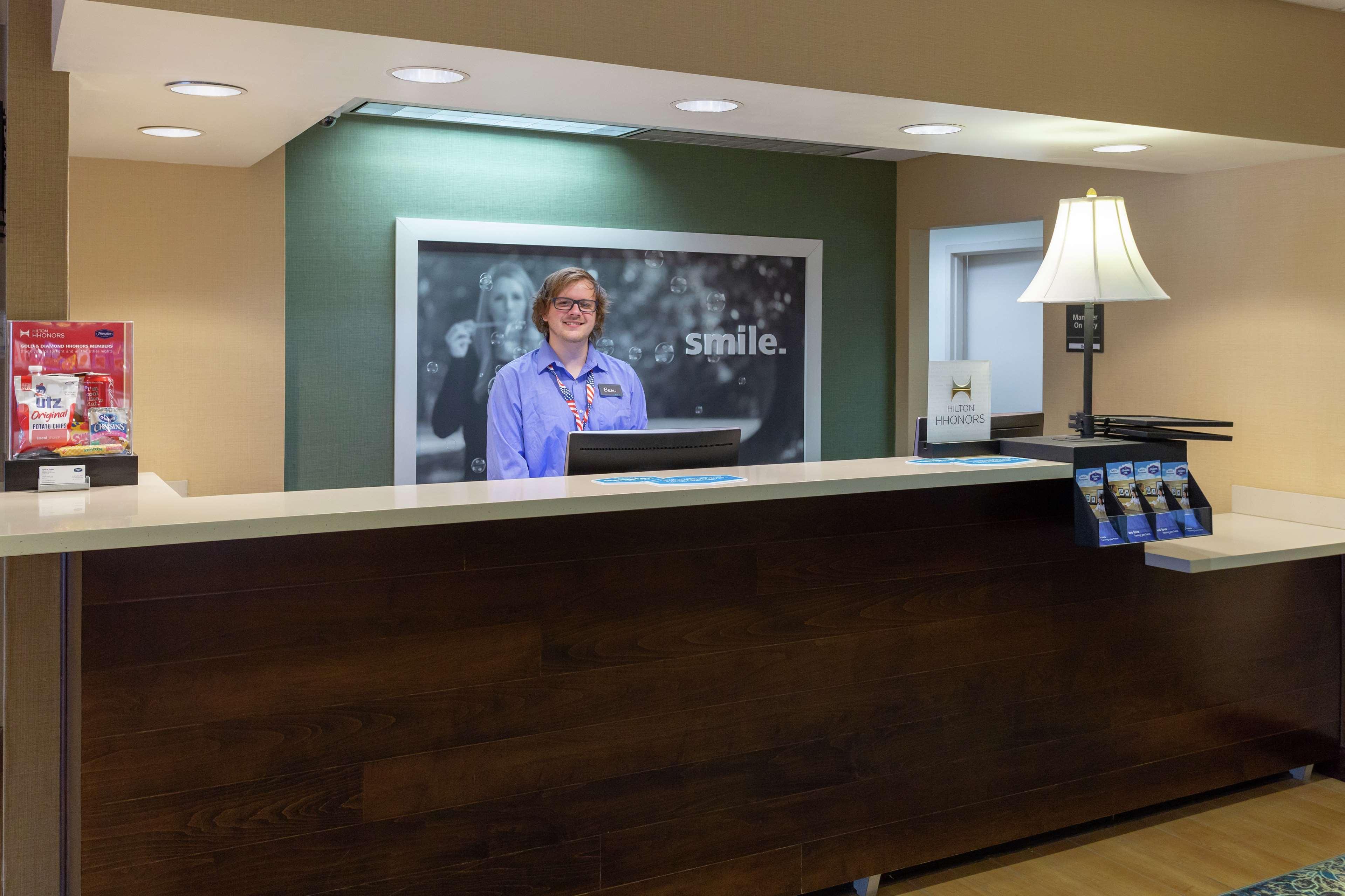Hampton Inn Bedford Dış mekan fotoğraf