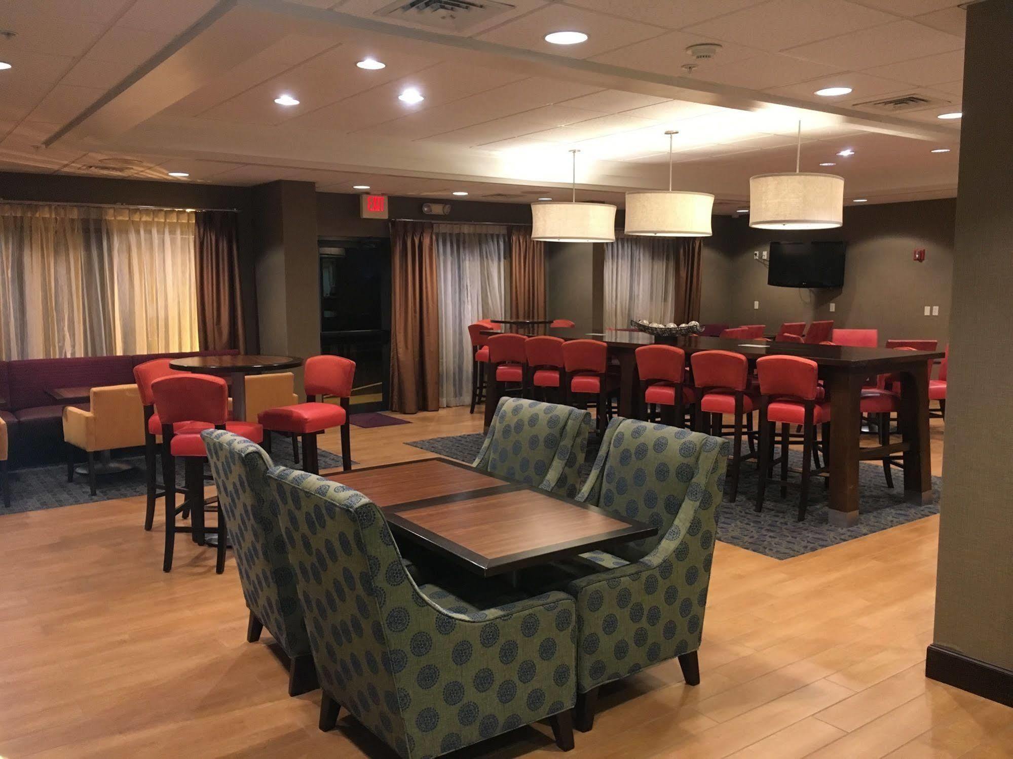 Hampton Inn Bedford Dış mekan fotoğraf